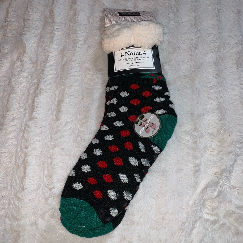 New! Ladies Nollia Women’s Sherpa Socks